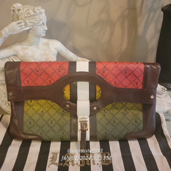 L.A.M.B. by Gwen Stefani Rasta Carlisle Clutch Luxury Designer NWOT Leather #794 - Picture 3 of 17